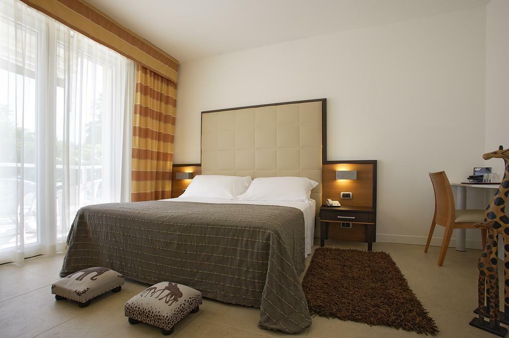 Park Hotel Ermitage Resort & Spa Лидо ди Йезоло Екстериор снимка
